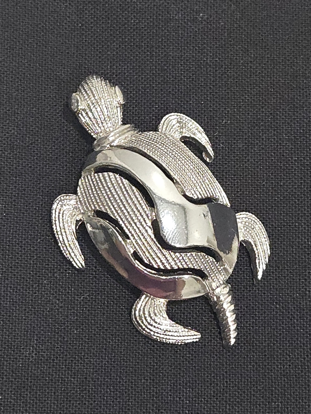Rare Vintage Trifari Silver Textured Turtle Pin